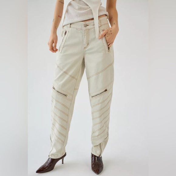 bdg low rise moto jean - Picture 2 of 8